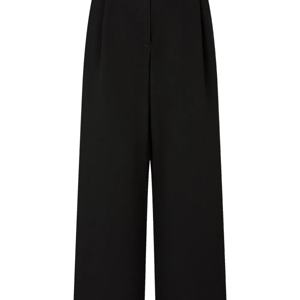 Брюки со складками