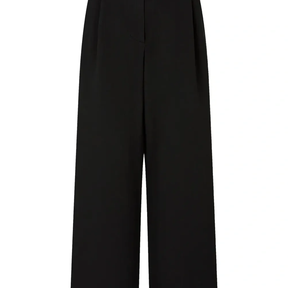 Брюки со складками