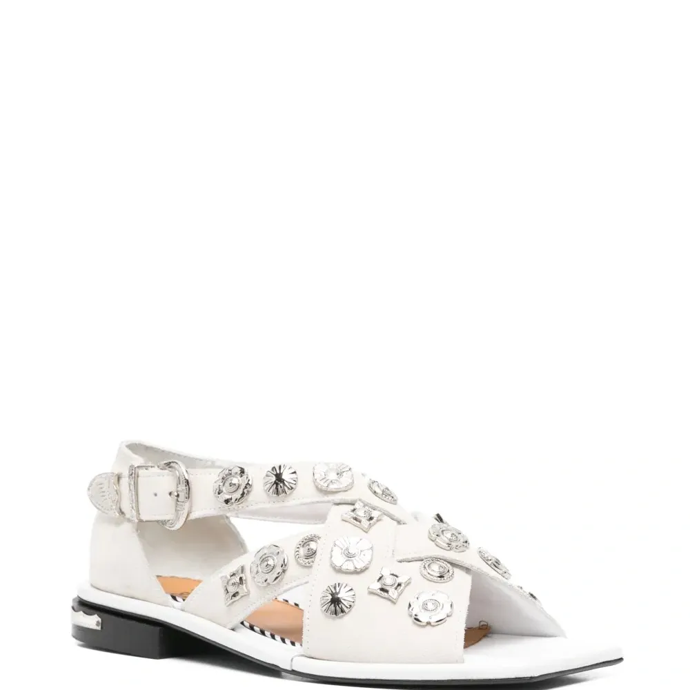 Сандалии с перекрестными ремешками Сандалии с перекрестными ремешками