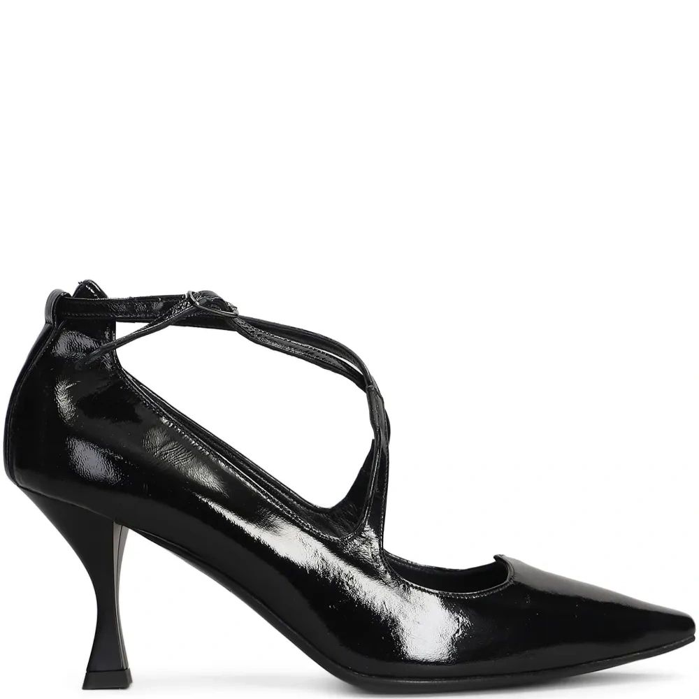 Лакированные туфли