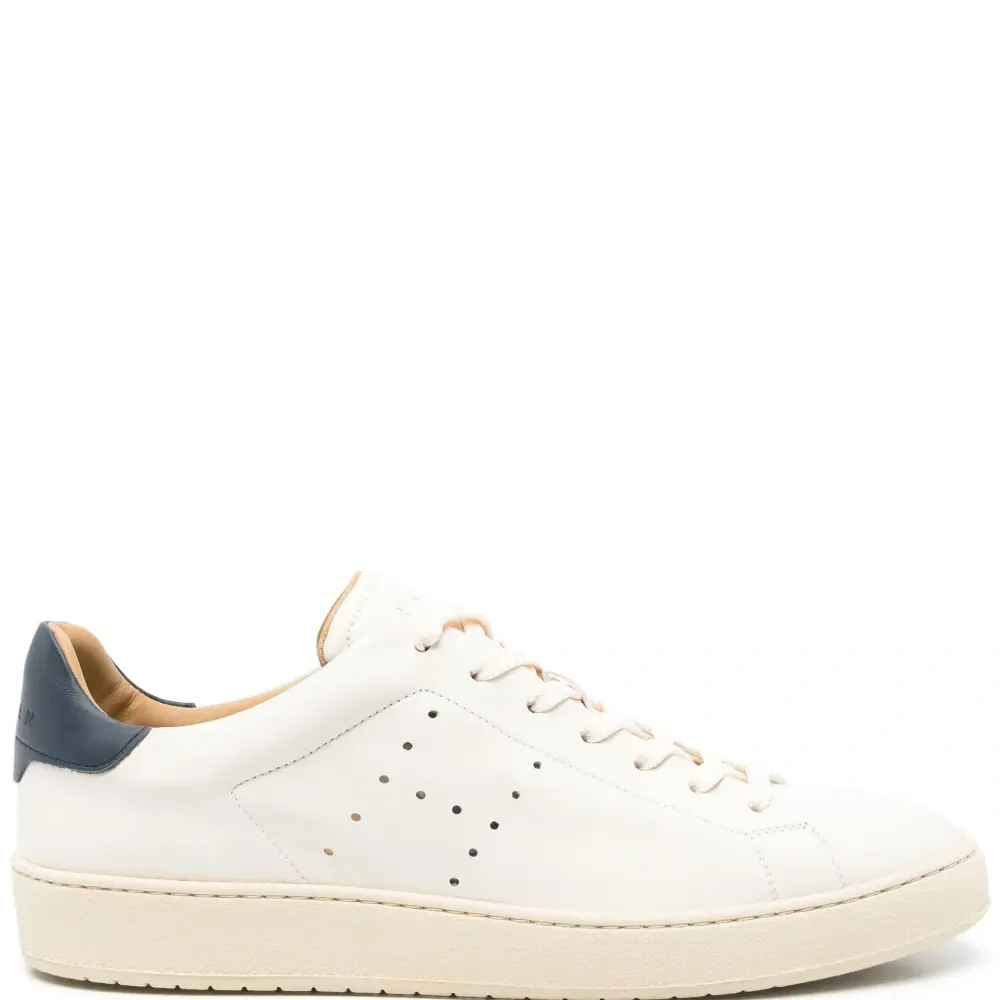 Кроссовки H672