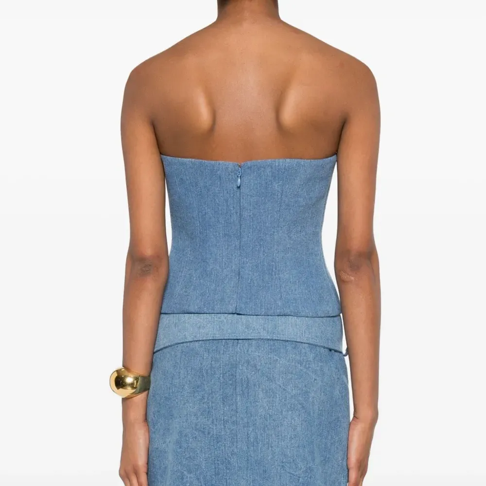 Джинсовый топ со сборками Джинсовый топ со сборками