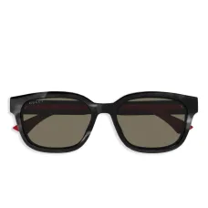 Солнцезащитные очки в квадратной оправе Солнцезащитные очки в квадратной оправе