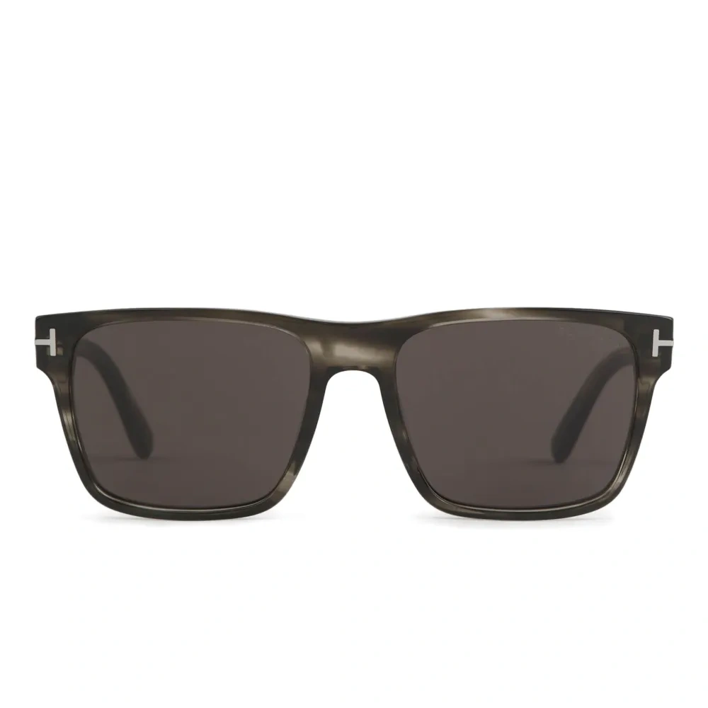 Солнцезащитные очки Calder