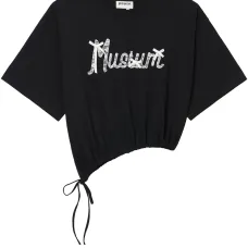 Футболка с вышитым логотипом