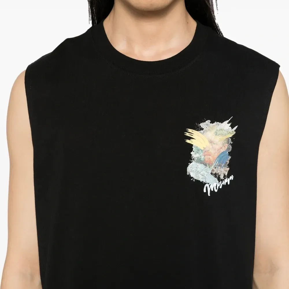 Топ с графичным принтом