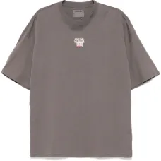 Футболка с вышитым логотипом