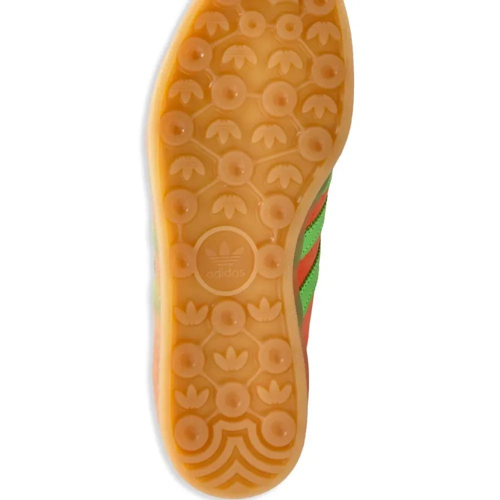 Кеды на шнуровке