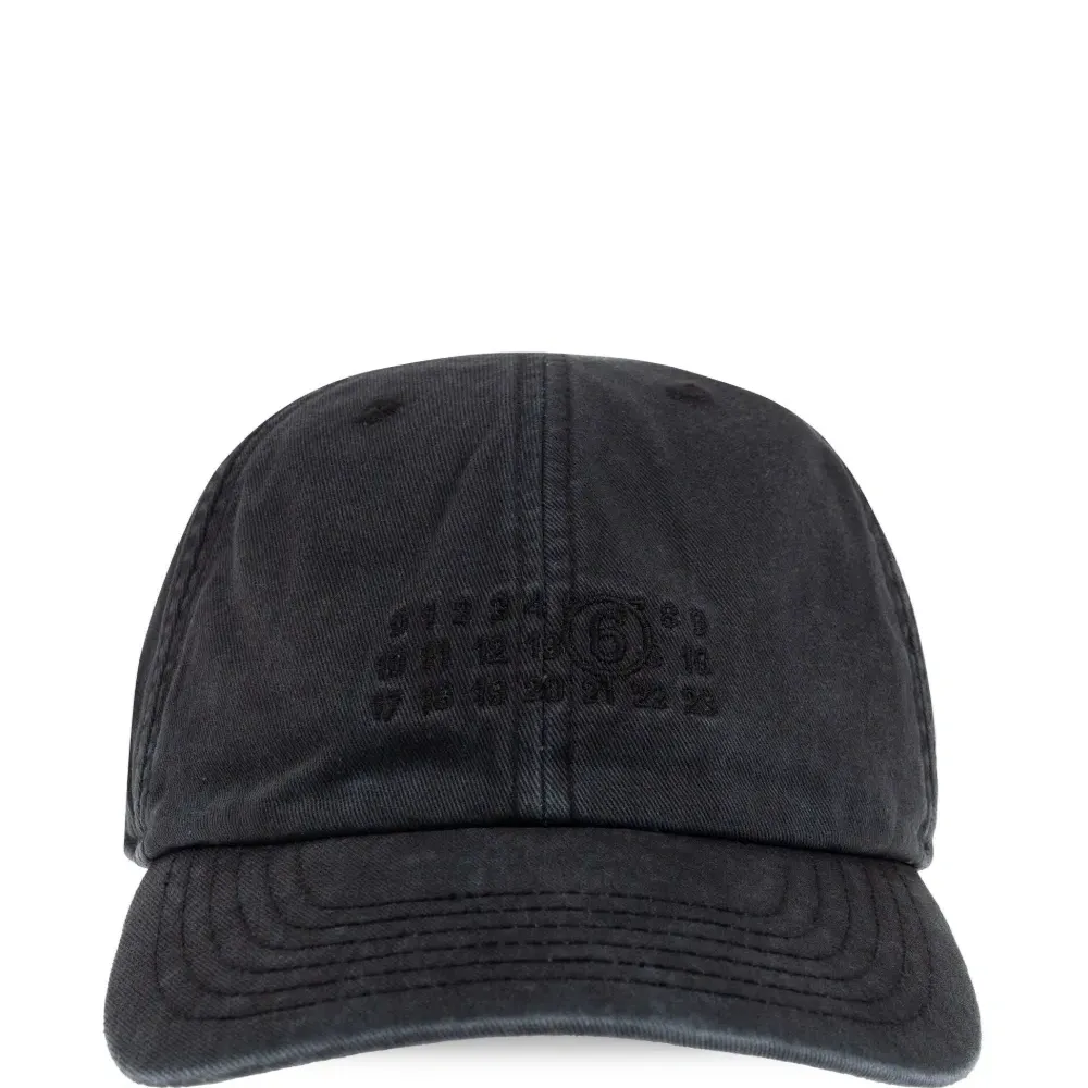 Декорированная кепка Декорированная кепка