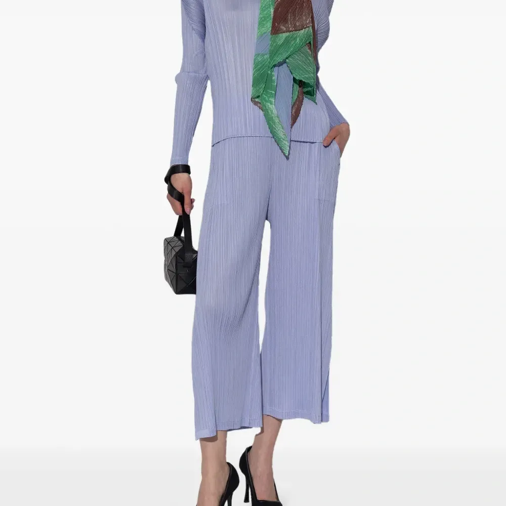 Блузка Monthly Colors: February