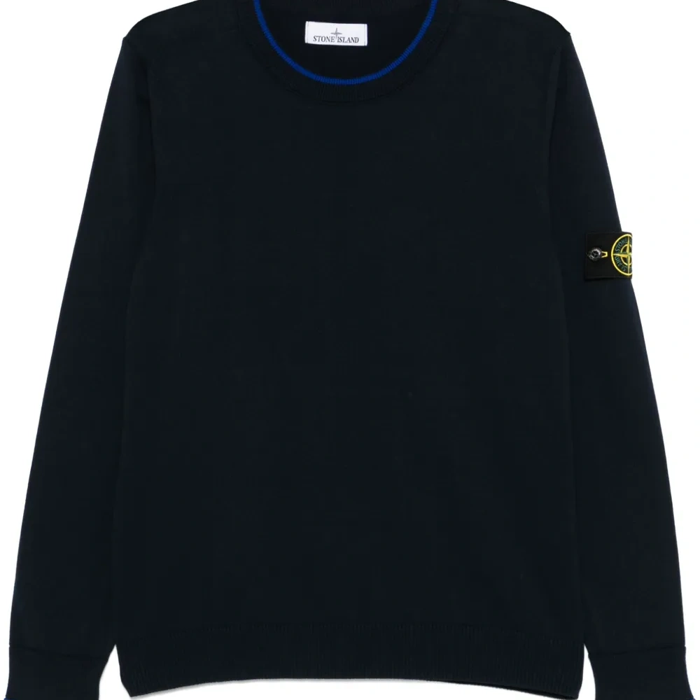 Свитер с нашивкой Compass