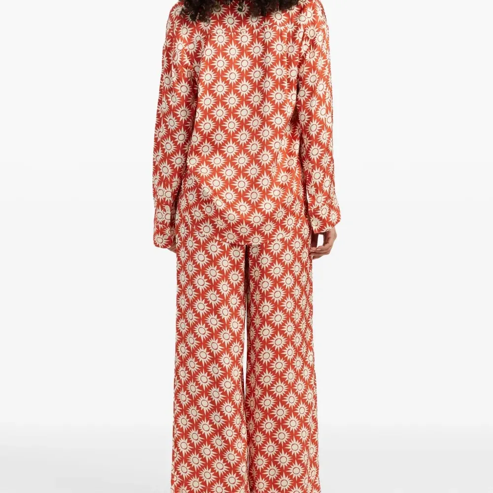 Брюки с принтом из коллаборации с Laura Whitmore Брюки с принтом из коллаборации с Laura Whitmore