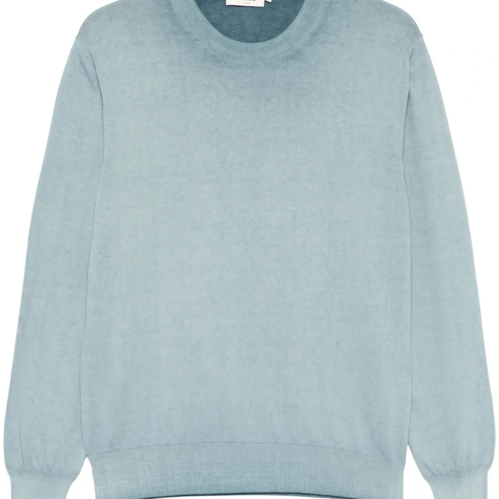 Топ тонкой вязки