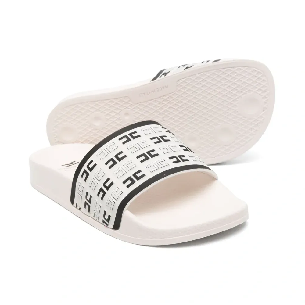 Шлепанцы с монограммой