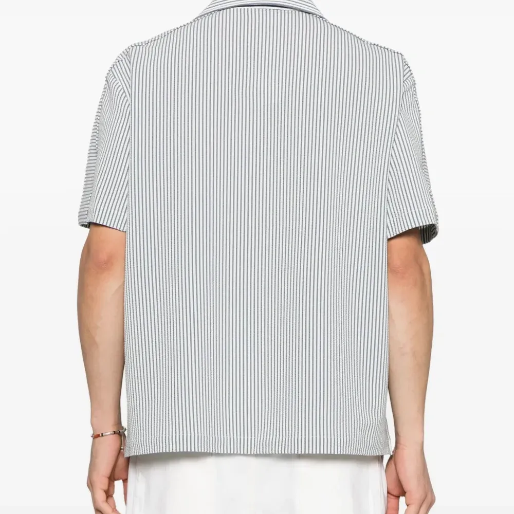 Футболка в полоску