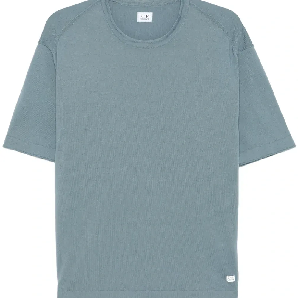 Футболка тонкой вязки