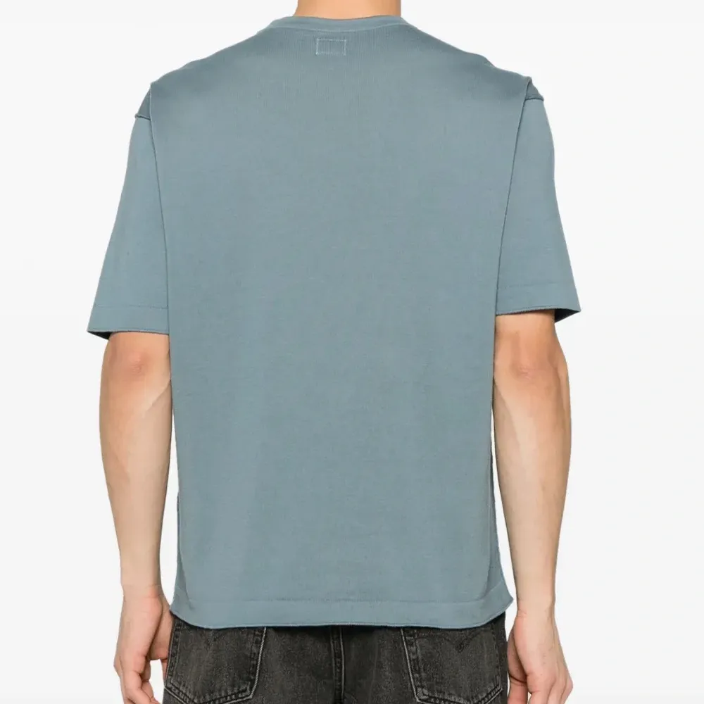 Футболка тонкой вязки