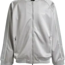 Куртка с вышитым логотипом