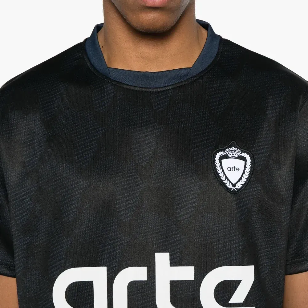 Футболка с принтом