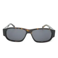 Солнцезащитные очки в прямоугольной оправе