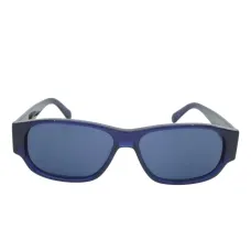 Солнцезащитные очки в прямоугольной оправе