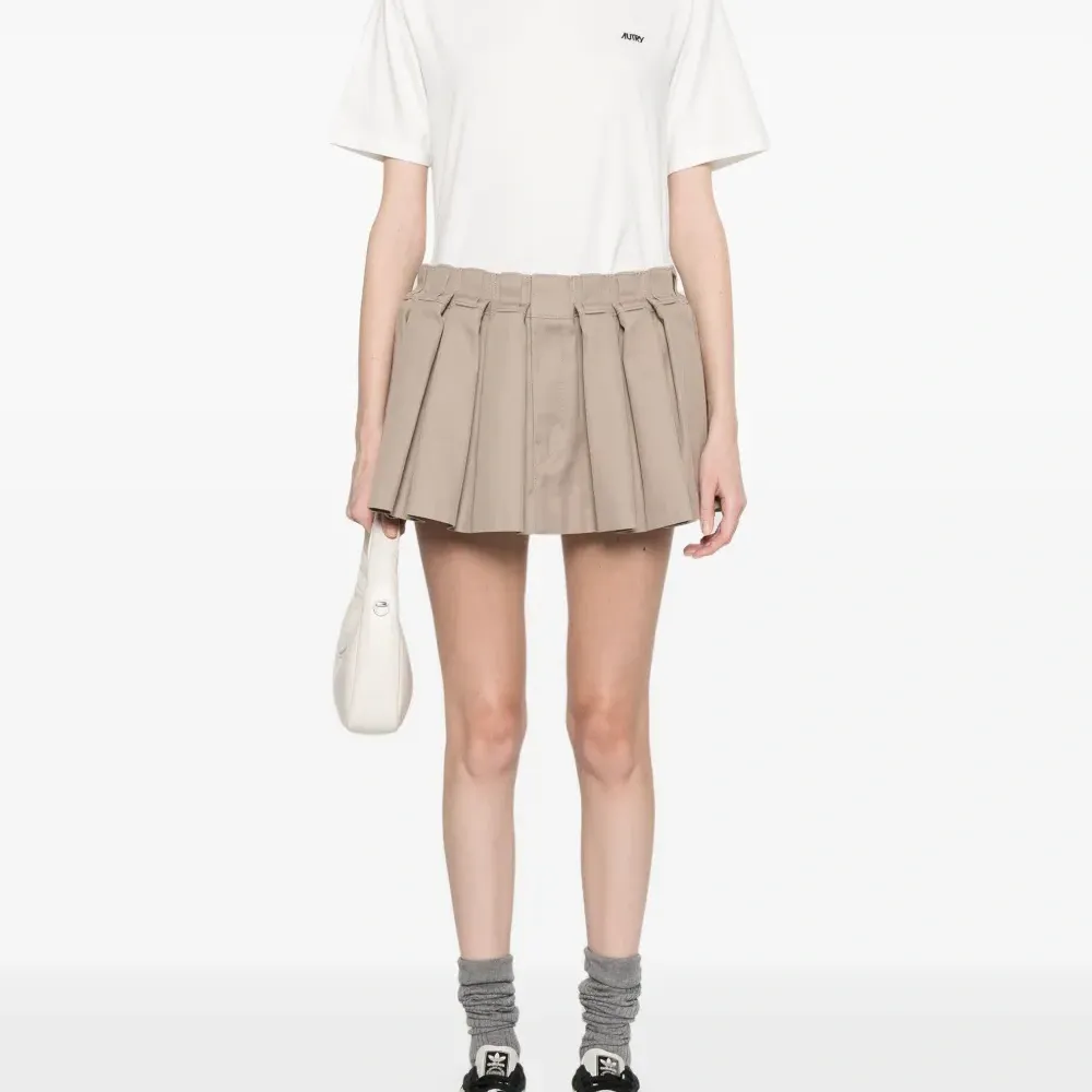 Базовая футболка