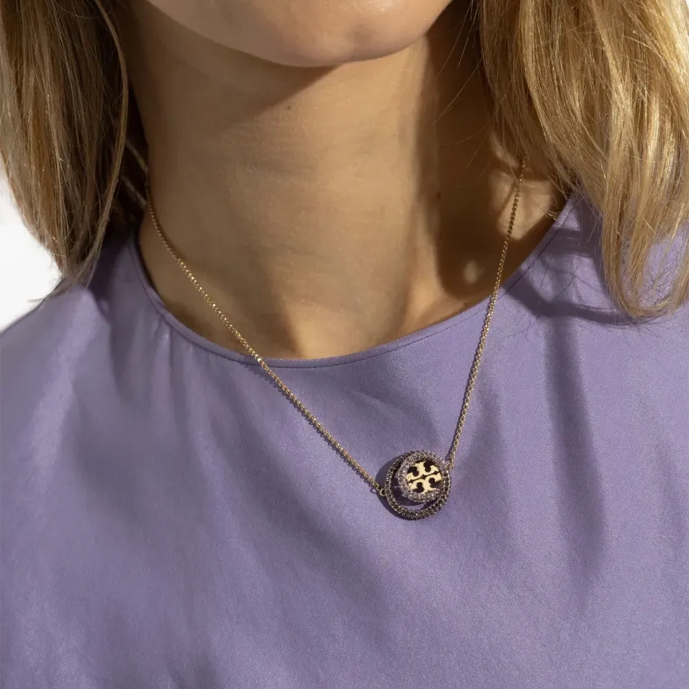 Колье с подвеской