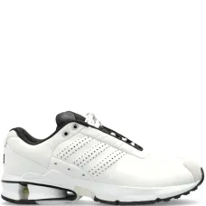 Кроссовки с перфорацией