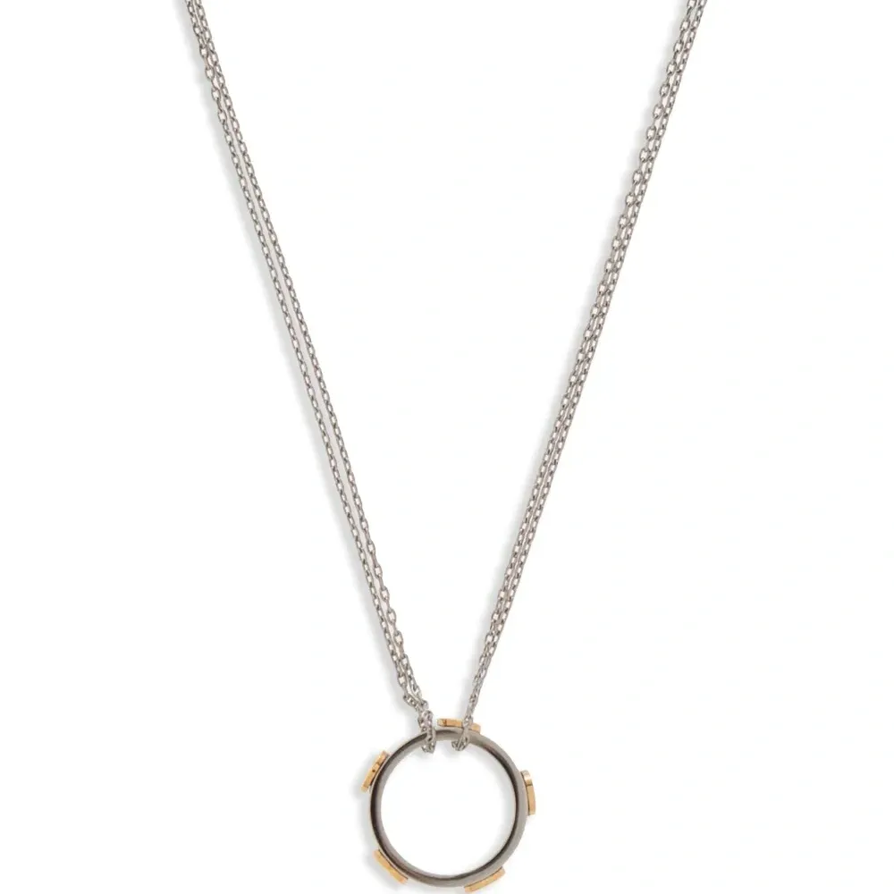 Колье с подвесками и логотипом