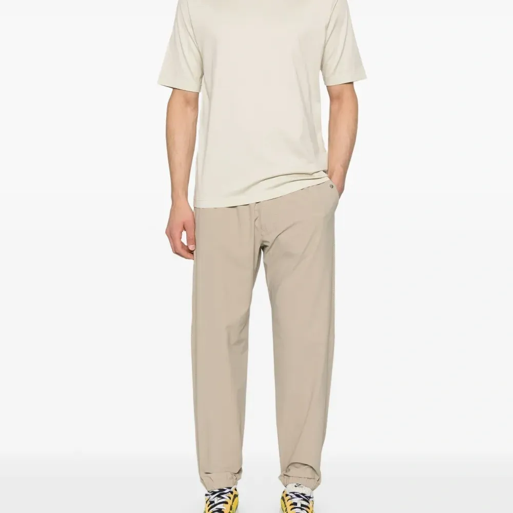 Футболка с вышивкой Compass