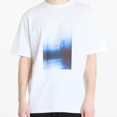 Футболка с графичным принтом