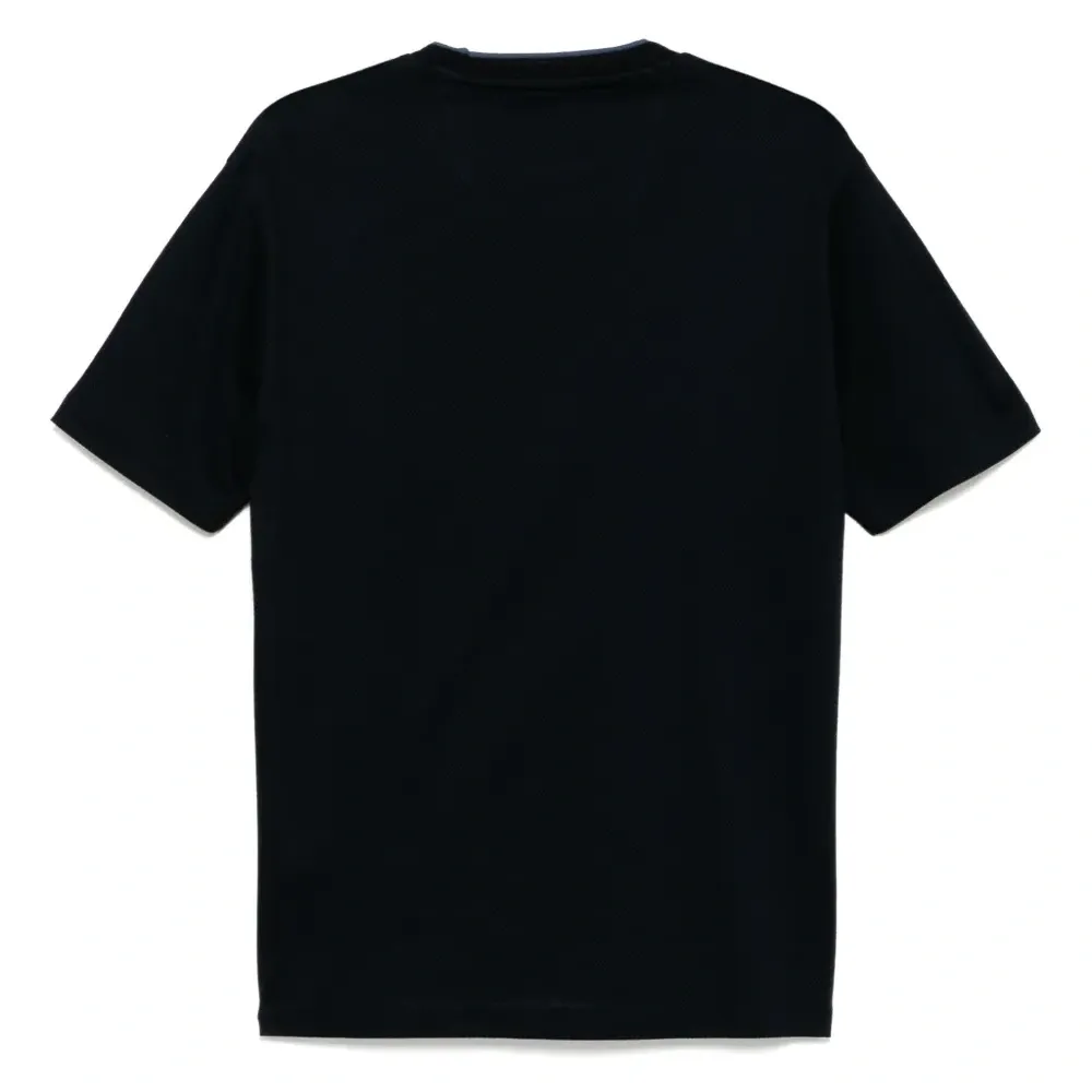 Футболка с круглым вырезом