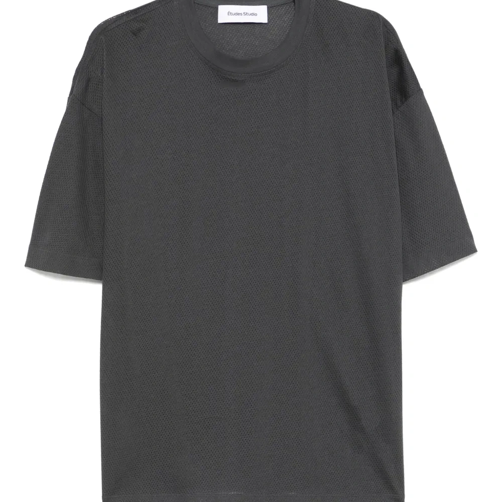 Сетчатая футболка