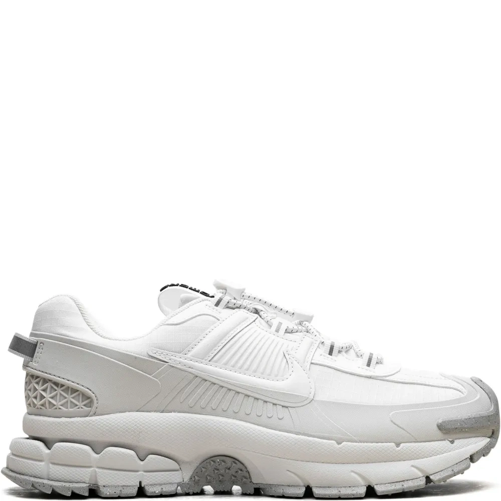 Кроссовки Zoom Vomero Roam Summit White