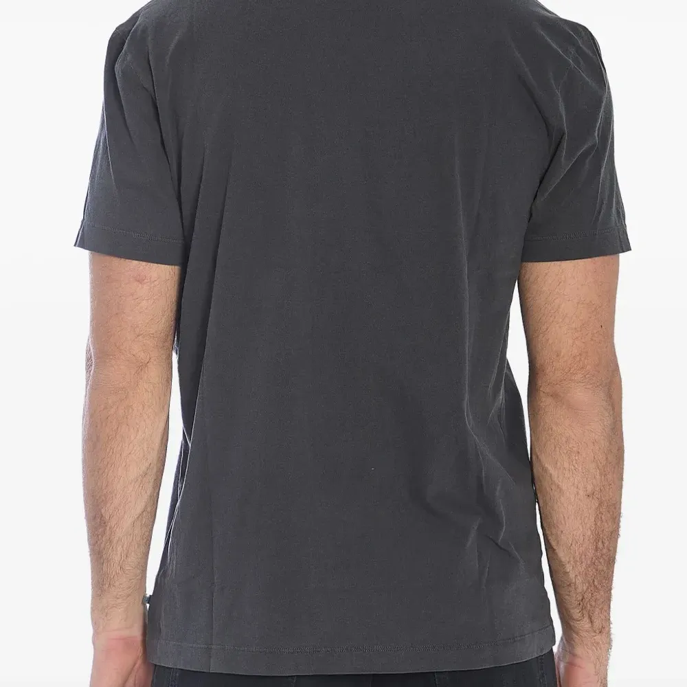 Футболка с короткими рукавами