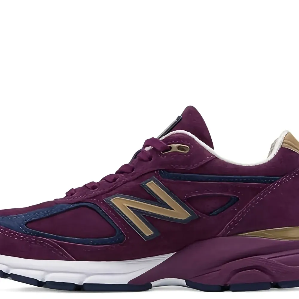 Кроссовки 990v4