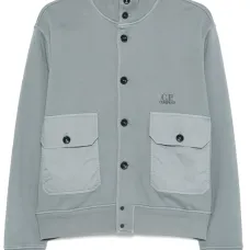 Куртка с вышитым логотипом