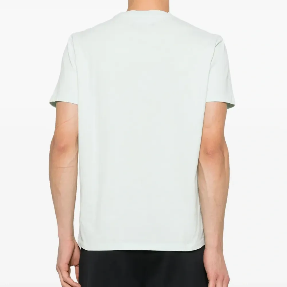 Футболка с вышитым логотипом