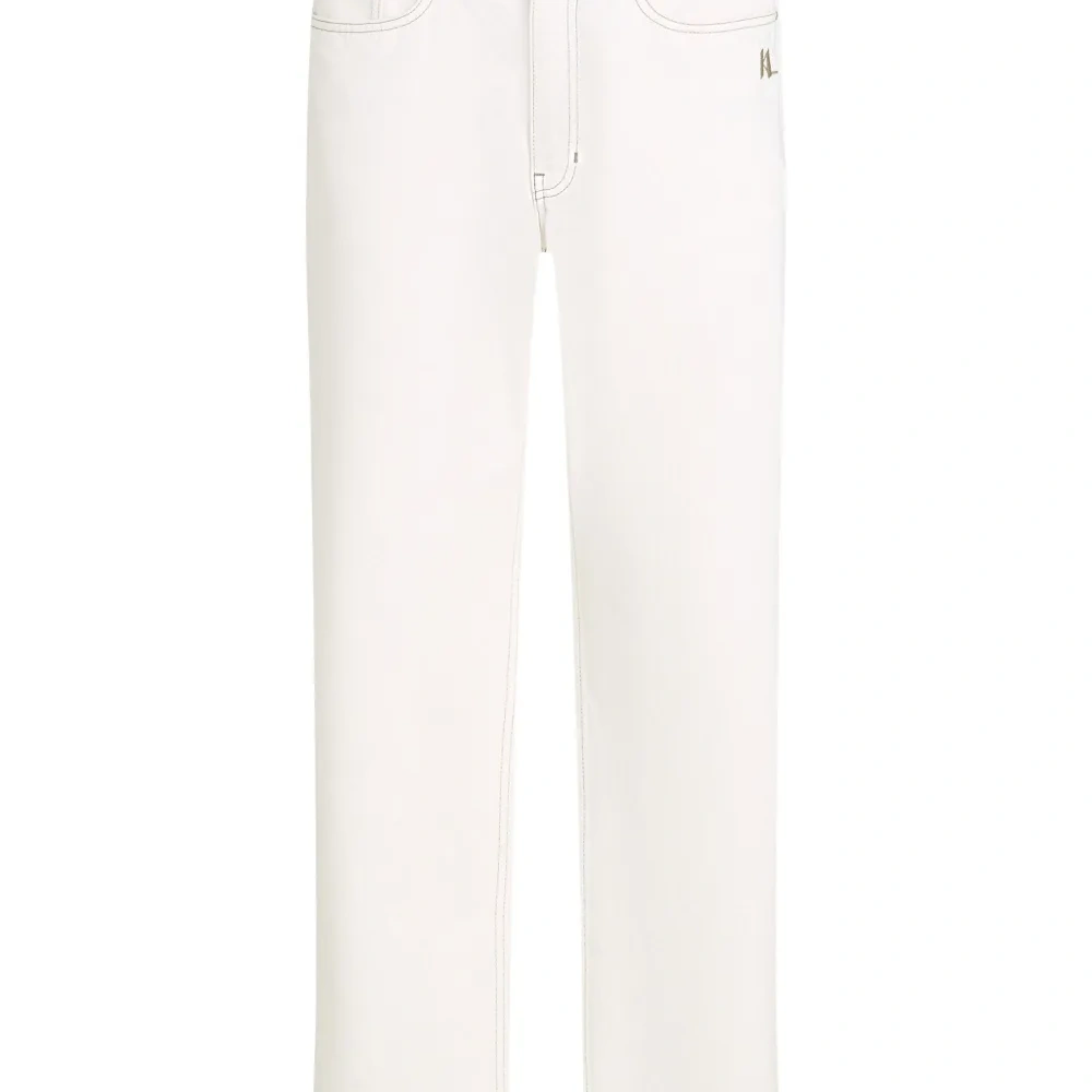 Прямые джинсы