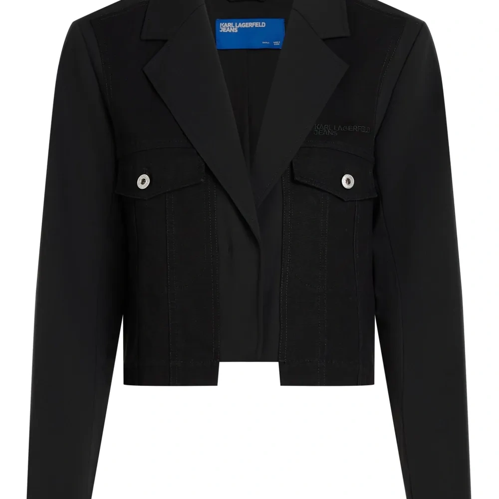 Пиджак с накладными карманами