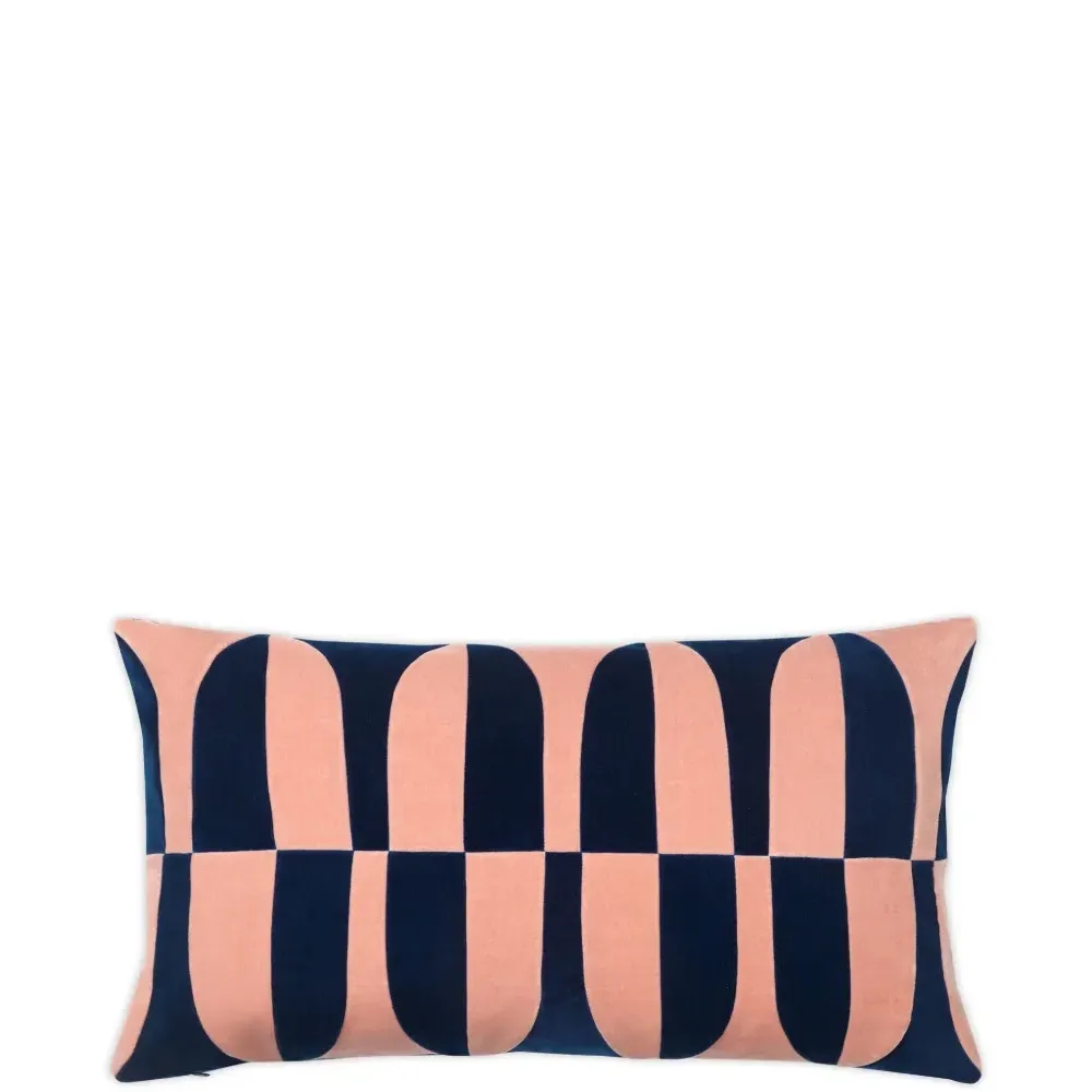 Подушка Abigail Подушка Abigail