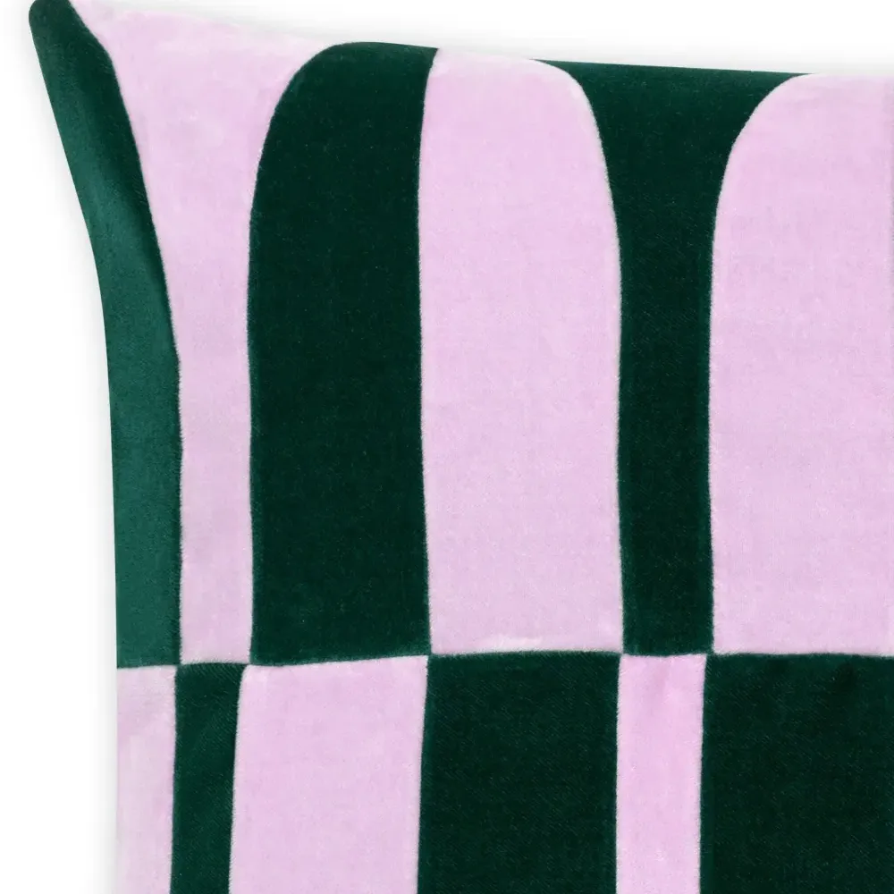 Подушка Abigail