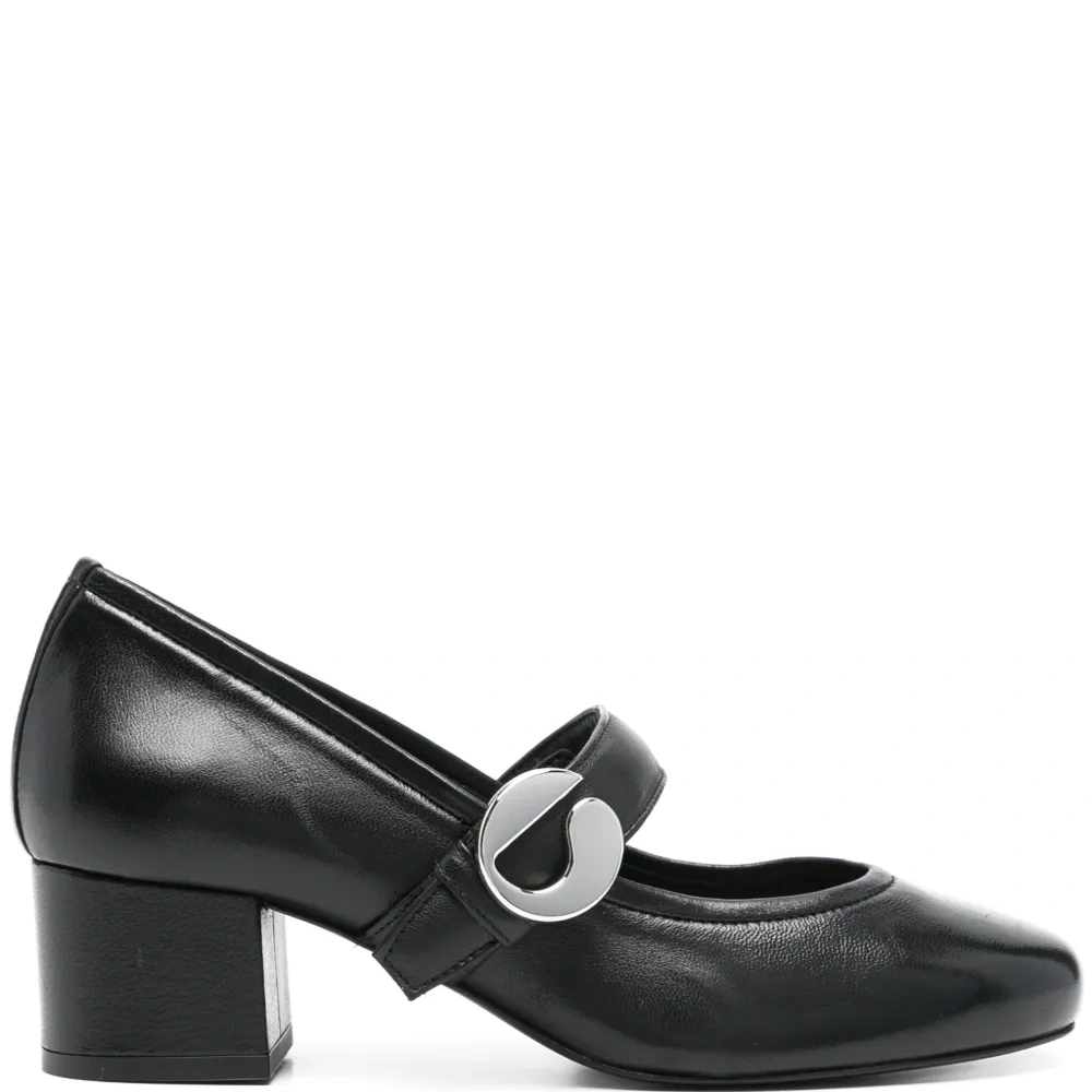 Туфли на каблуке