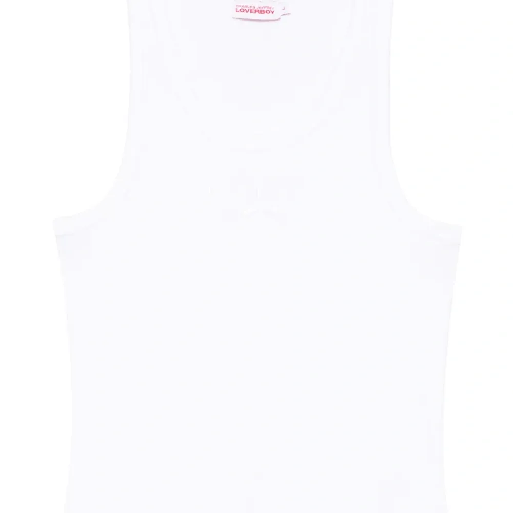 Топ с вышитым логотипом