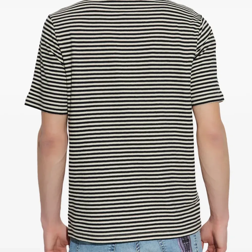 Футболка в полоску