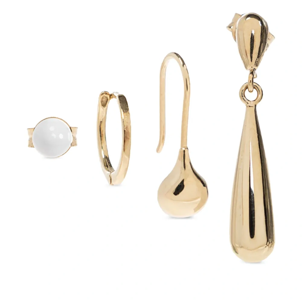 Комплект из четырех серег с логотипом