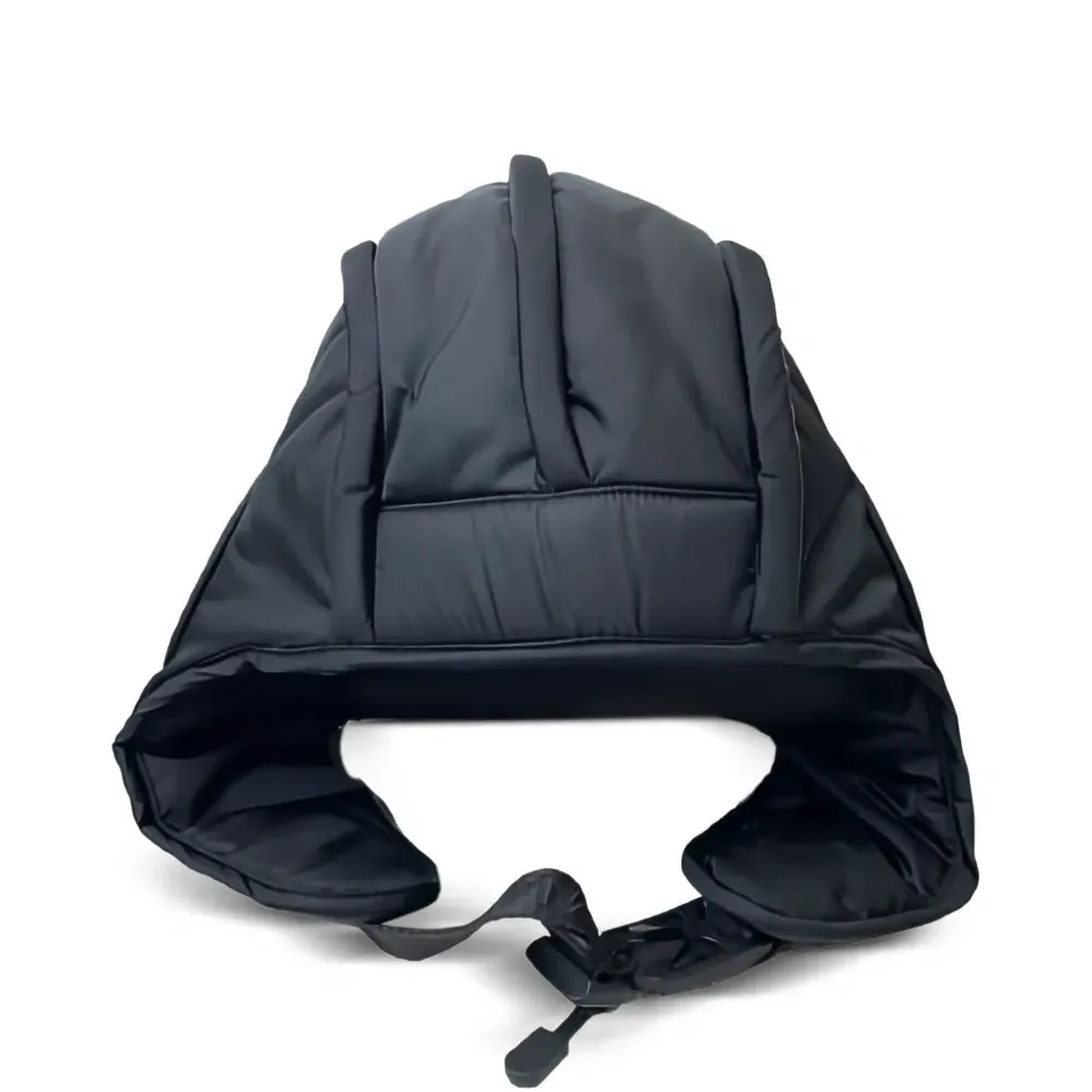 Стеганая шапка