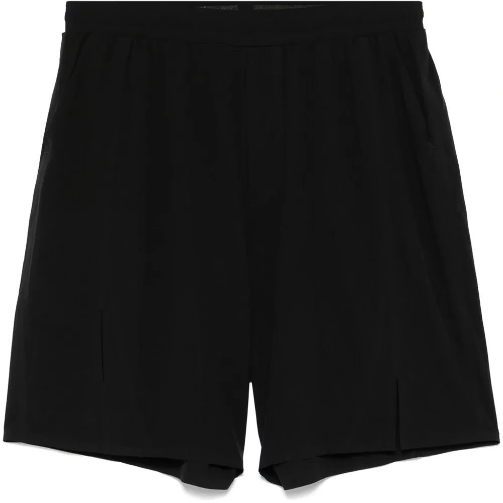 Легкие шорты