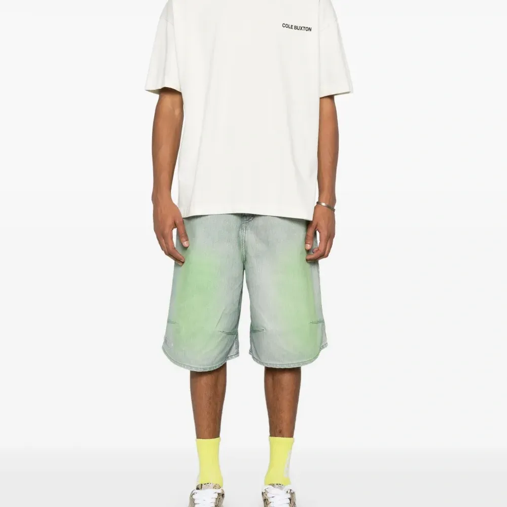 Джинсовые шорты