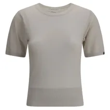 Футболка с логотипом